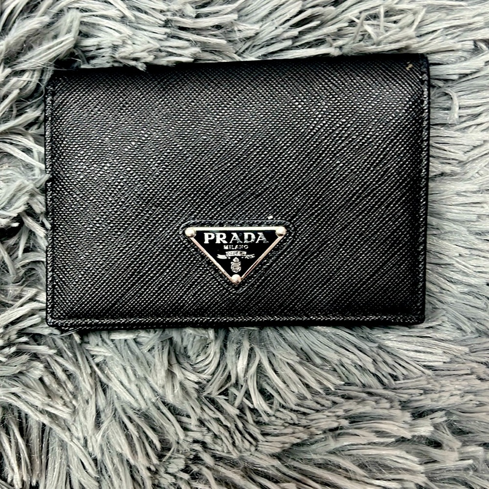 Black Prada Milano, wallet for women or men. Excellent condition!! Like new!!!